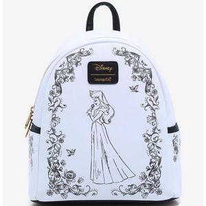 Loungefly Hot Topic Exclusive Sleeping Beauty Aurora Backpack NWT